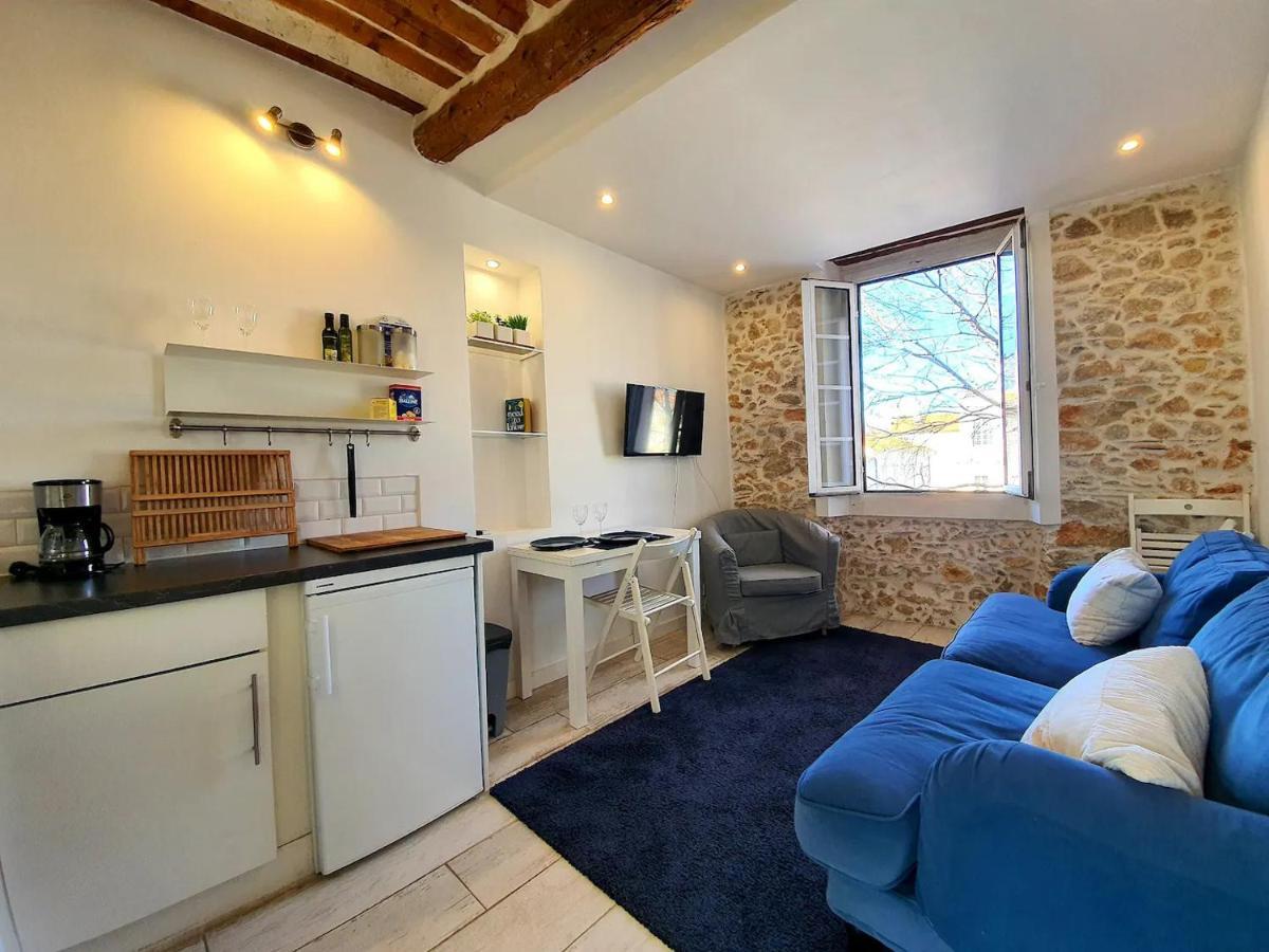 Freshly Tastefully Renovated Apartments In Heart Of Old Antibes Bagian luar foto
